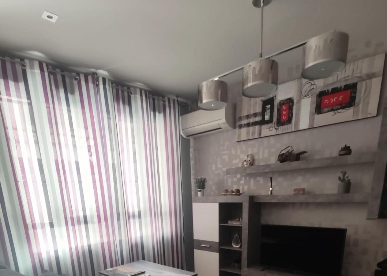 Apartamento Angustias Plaza Parking Gratis Privada Incluida Alcalá la Real Exterior photo
